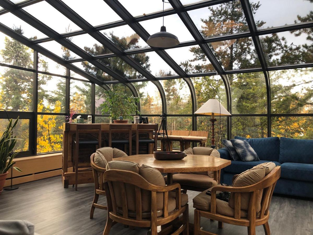 Bed and Breakfast 好丘。Hacho House Yellowknife Zewnętrze zdjęcie